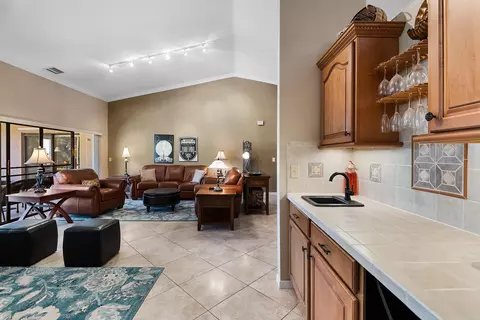 8692 Eagle Run Dr, Boca Raton, FL 33434 photo 5