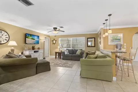 4945 SE Manatee Ter, Stuart, FL 34997 photo 6