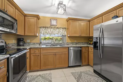 4945 SE Manatee Ter, Stuart, FL 34997 photo 8