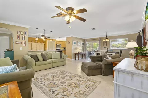 4945 SE Manatee Ter, Stuart, FL 34997 photo 4