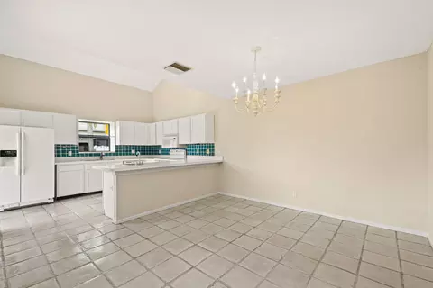 1302 Summerwinds Ln, Jupiter, FL 33458 photo 9