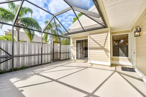 1302 Summerwinds Ln, Jupiter, FL 33458 photo 14