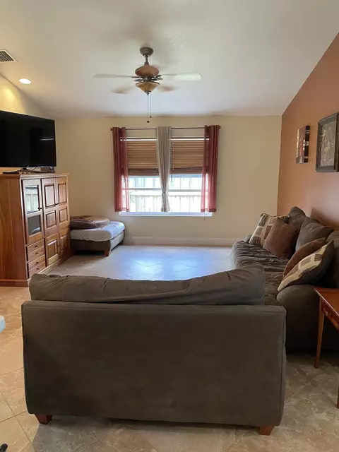 6418 Barbara St, Jupiter, FL 33458 photo 3