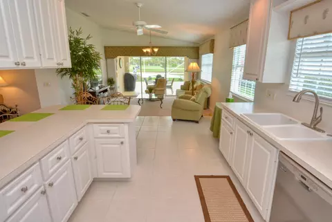 1111 SW Balmoral Trce, Stuart, FL 34997 photo 3