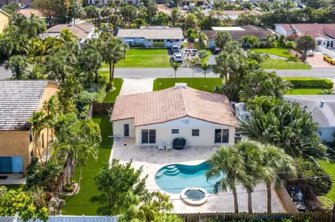 3207 Dow St, Pompano Beach, FL 33062 photo 32
