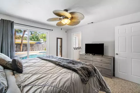 3207 Dow St, Pompano Beach, FL 33062 photo 13
