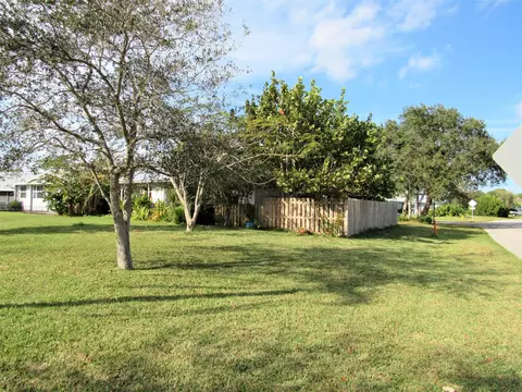 4232 SE Jacaranda St, Stuart, FL 34997 photo 12
