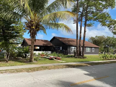 4913 SE Grouper Ave #4913 & 4909, Stuart, FL 34997 photo 3
