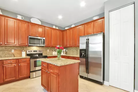 102 Lismore Ln, Jupiter, FL 33458 photo 13