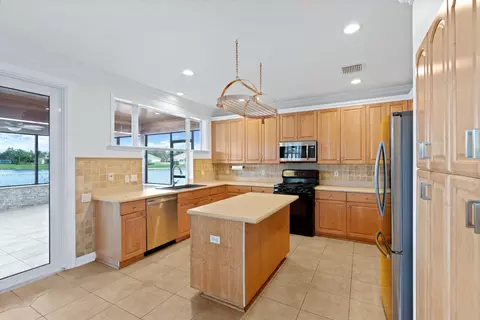 225 Skylark Pt, Jupiter, FL 33458 photo 13