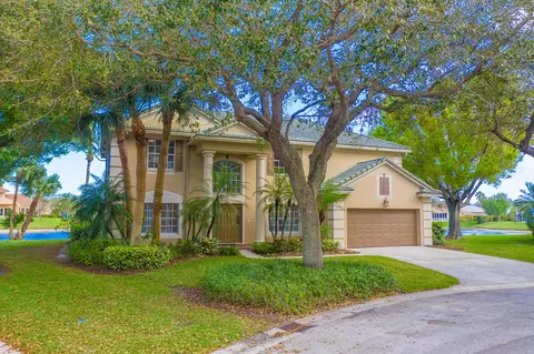 225 Skylark Pt, Jupiter, FL 33458 photo 2