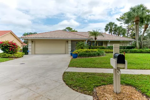 18150 Lake Bend Dr, Jupiter, FL 33458 photo 2