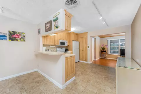 2406 SW Hideaway Ln, Stuart, FL 34994 photo 9