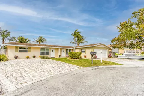 2406 SW Hideaway Ln, Stuart, FL 34994 photo 3