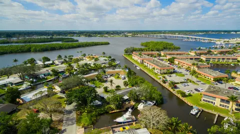 2406 SW Hideaway Ln, Stuart, FL 34994 photo 30