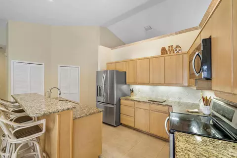 7631 E Cypresshead Dr, Parkland, FL 33067 photo 12