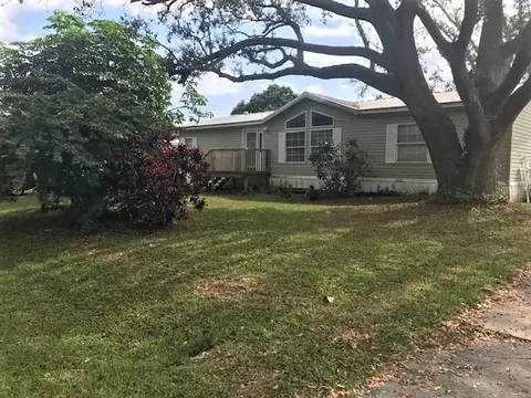 2744 SE Croton Way, Stuart, FL 34997 photo 2