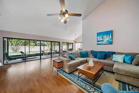 107 Sand Pine Dr, Jupiter, FL 33477 photo 14