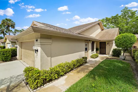 107 Sand Pine Dr, Jupiter, FL 33477 photo 4