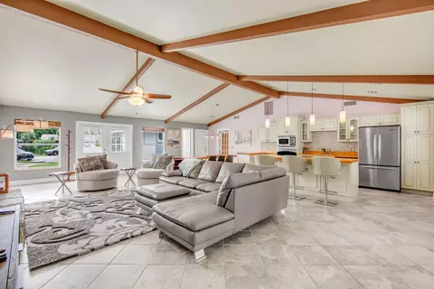 93 Beechwood Trl, Tequesta, FL 33469 photo 8