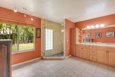 93 Beechwood Trl, Tequesta, FL 33469 photo 16