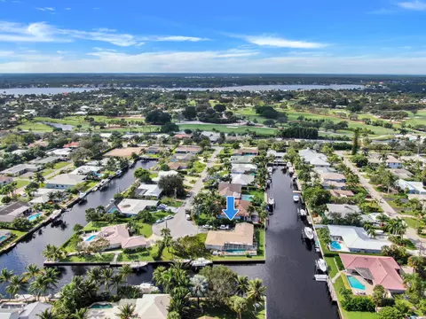 27 Leeward Cir, Tequesta, FL 33469 photo 11
