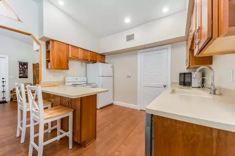 669 SW Linden St, Stuart, FL 34997 photo 25