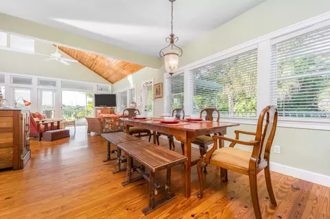 669 SW Linden St, Stuart, FL 34997 photo 9