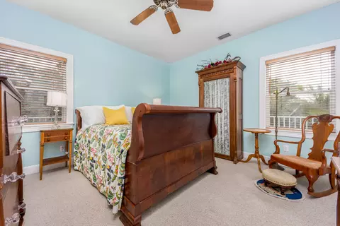 669 SW Linden St, Stuart, FL 34997 photo 12