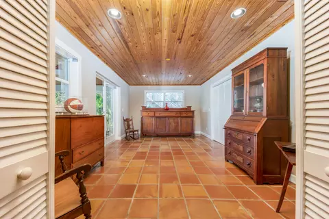 669 SW Linden St, Stuart, FL 34997 photo 17