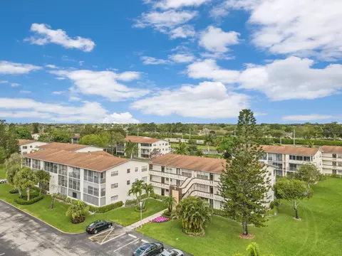 48 Suffolk B, Boca Raton, FL 33434 photo 17