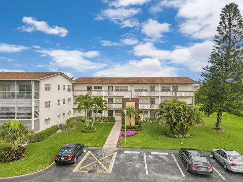 48 Suffolk B, Boca Raton, FL 33434 photo 16