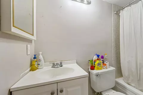 48 Suffolk B, Boca Raton, FL 33434 photo 13