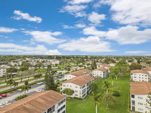 48 Suffolk B, Boca Raton, FL 33434 photo 18