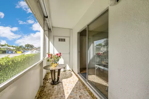 48 Suffolk B, Boca Raton, FL 33434 photo 14