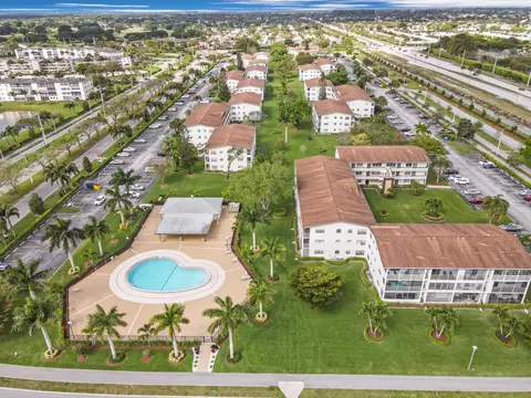 48 Suffolk B, Boca Raton, FL 33434 photo 24