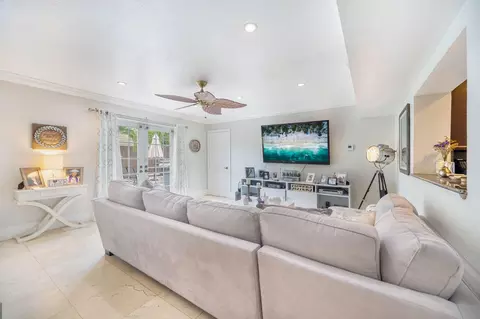 9840 SW 85th Ter, Miami, FL 33173 photo 12