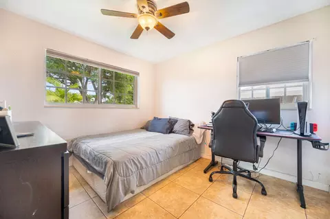 9840 SW 85th Ter, Miami, FL 33173 photo 27