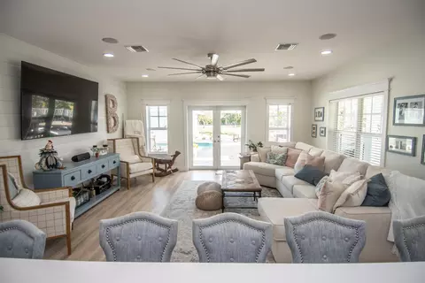 8060 SE Paulson Ave, Stuart, FL 34997 photo 12