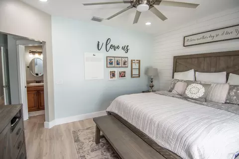 8060 SE Paulson Ave, Stuart, FL 34997 photo 22
