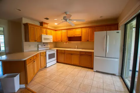 5181 SE Miles Grant Ter, Stuart, FL 34997 photo 4