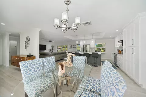 5895 Keith Rd, Jupiter, FL 33458 photo 11