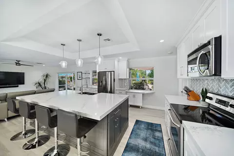 5895 Keith Rd, Jupiter, FL 33458 photo 5