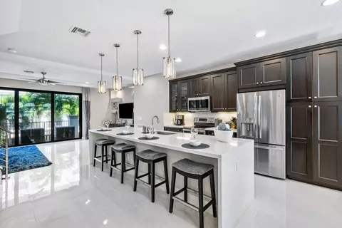 603 Windward Cir S, Boynton Beach, FL 33435 photo 1