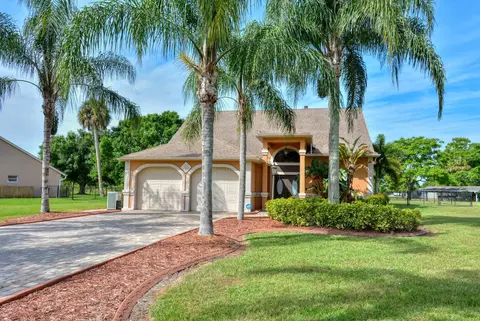 2025 SE 9th Ave, Okeechobee, FL 34974 photo 1