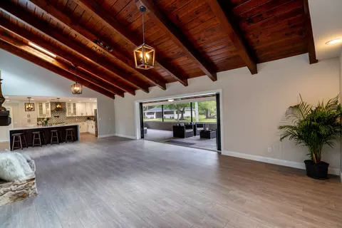 10904 SW Hawkview Cir, Stuart, FL 34997 photo 7