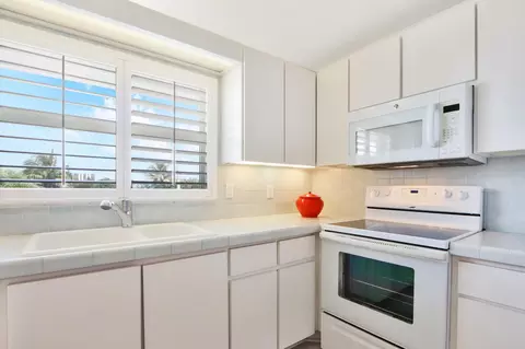 20 Celestial Way #208, Juno Beach, FL 33408 photo 6