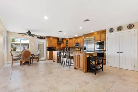 3694 SE Fairway East E, Stuart, FL 34997 photo 12