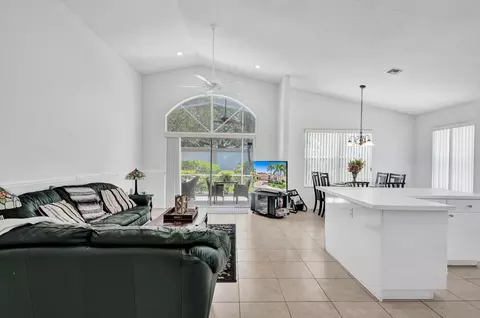 10431 Utopia Cir E, Boynton Beach, FL 33437 photo 16