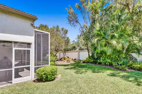 10431 Utopia Cir E, Boynton Beach, FL 33437 photo 38